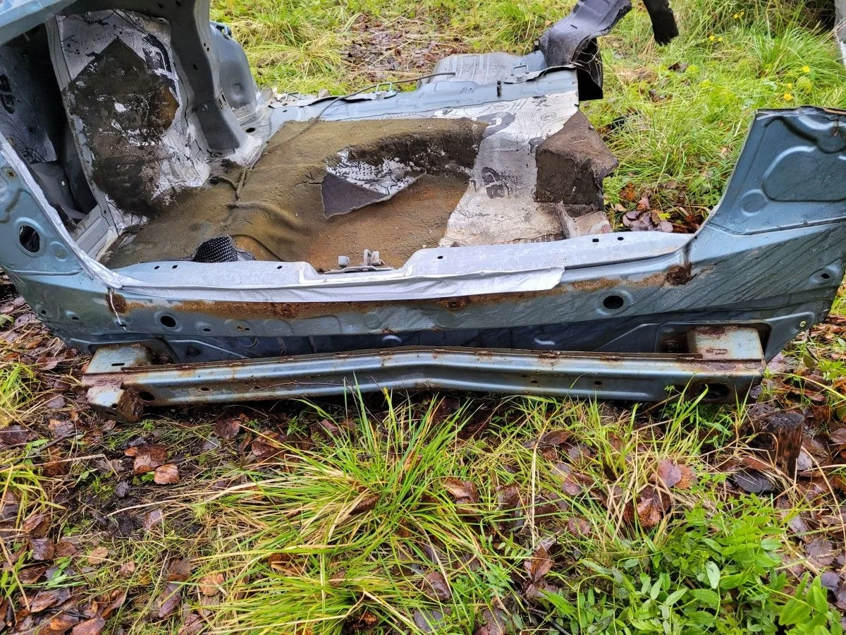 Панель задняя на Lancer 10 седан