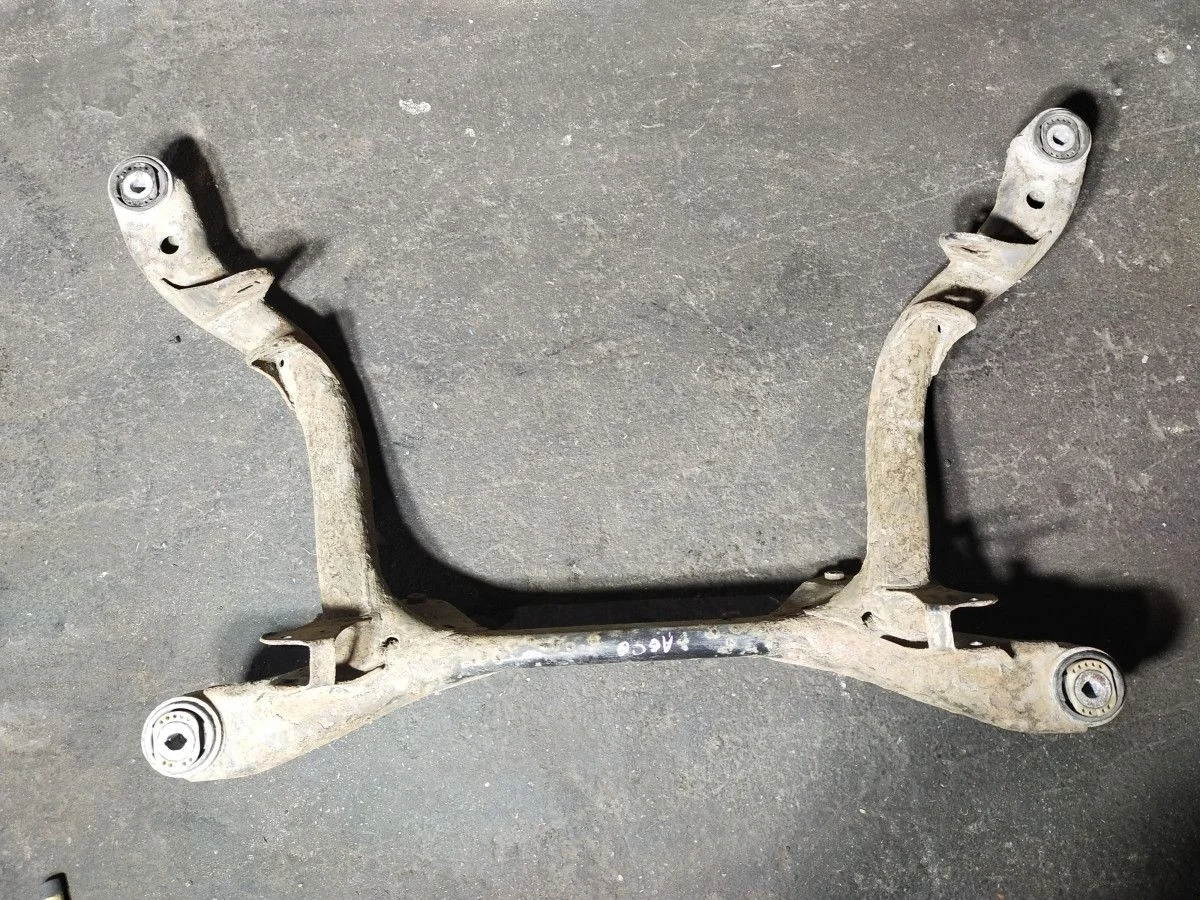 Подрамник задний Audi A6 C6