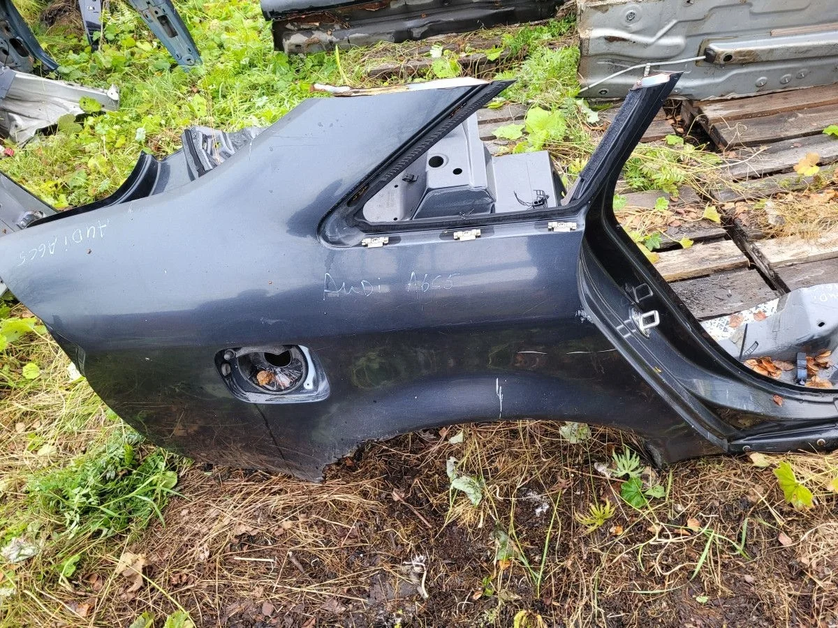 Крыло заднее правое на Audi A6 C5