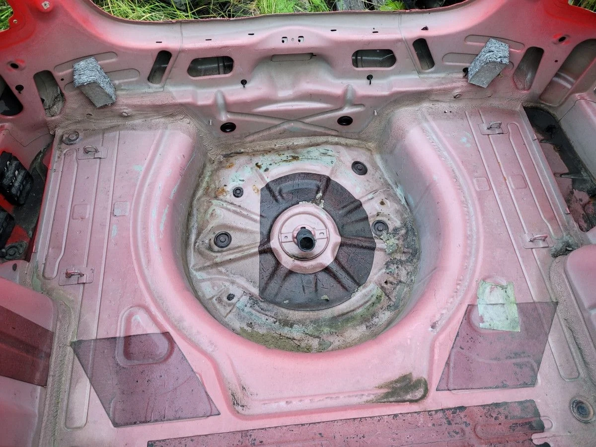 Ванна багажника на Skoda Octavia A5