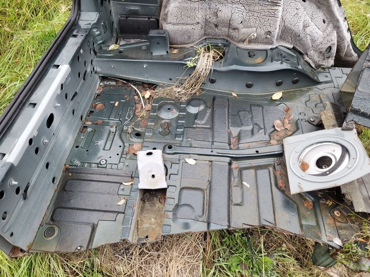 Пол багажника на BMW X5 E70 2008 3.0