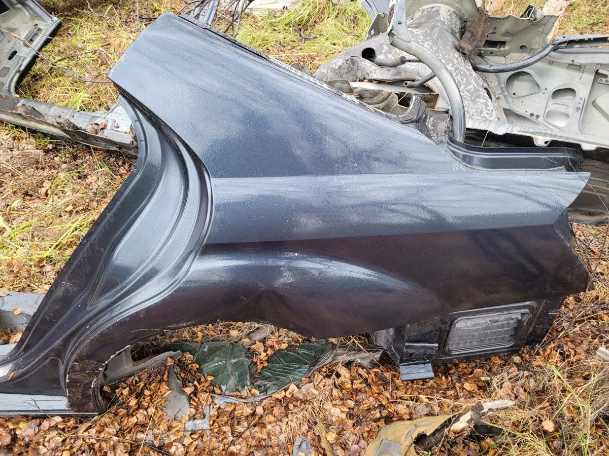 Крыло заднее левое на Mercedes W221 320CDI 2006