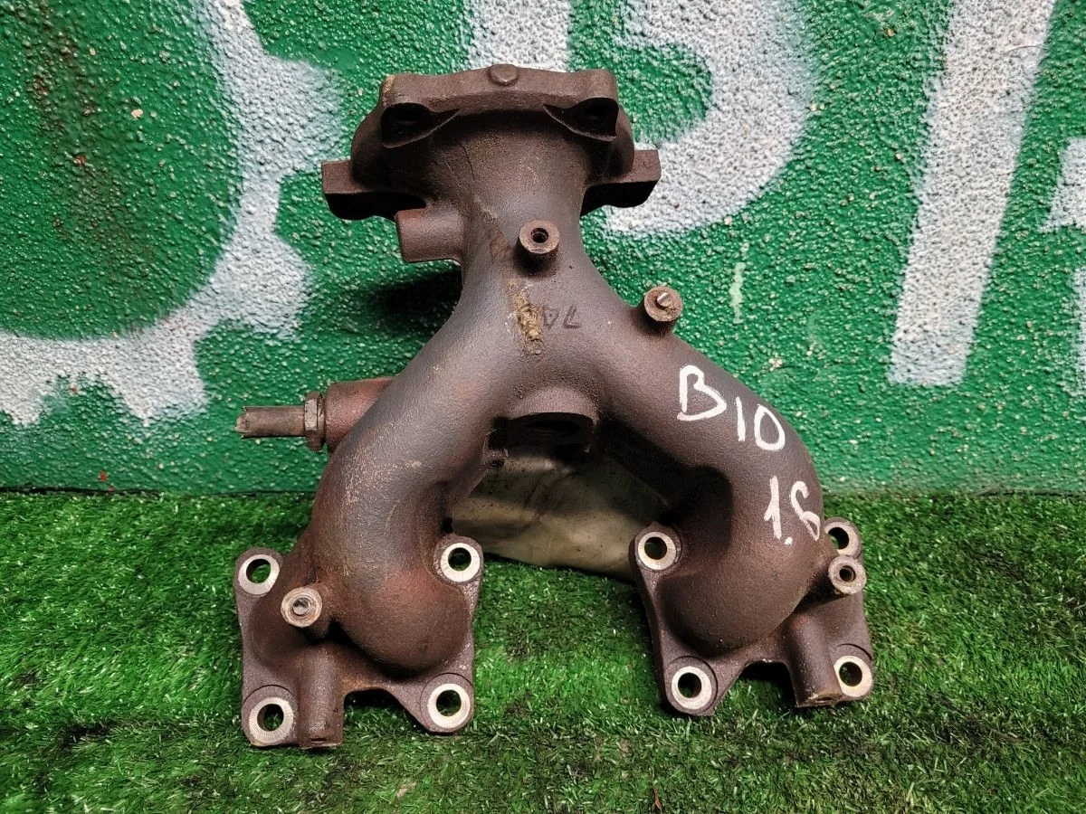 Коллектор выпускной на Nissan Almera B10