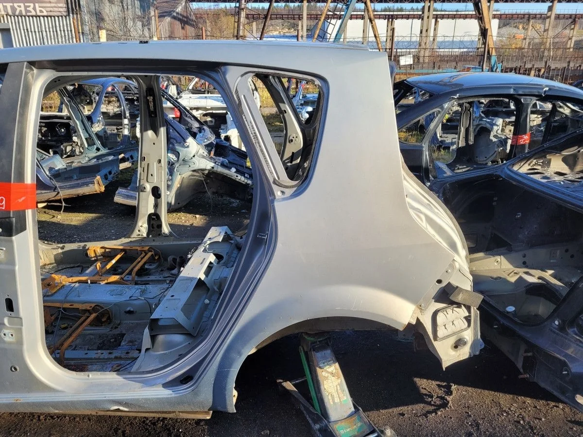 Крыло заднее левое на Renault Scenic 2