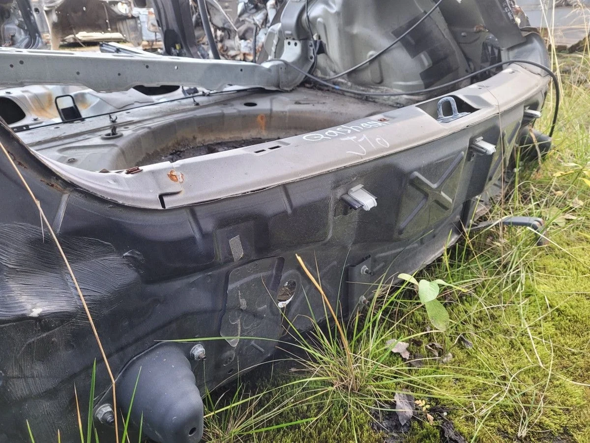 Панель задняя на Nissan Qashqai J10 2013 2.0