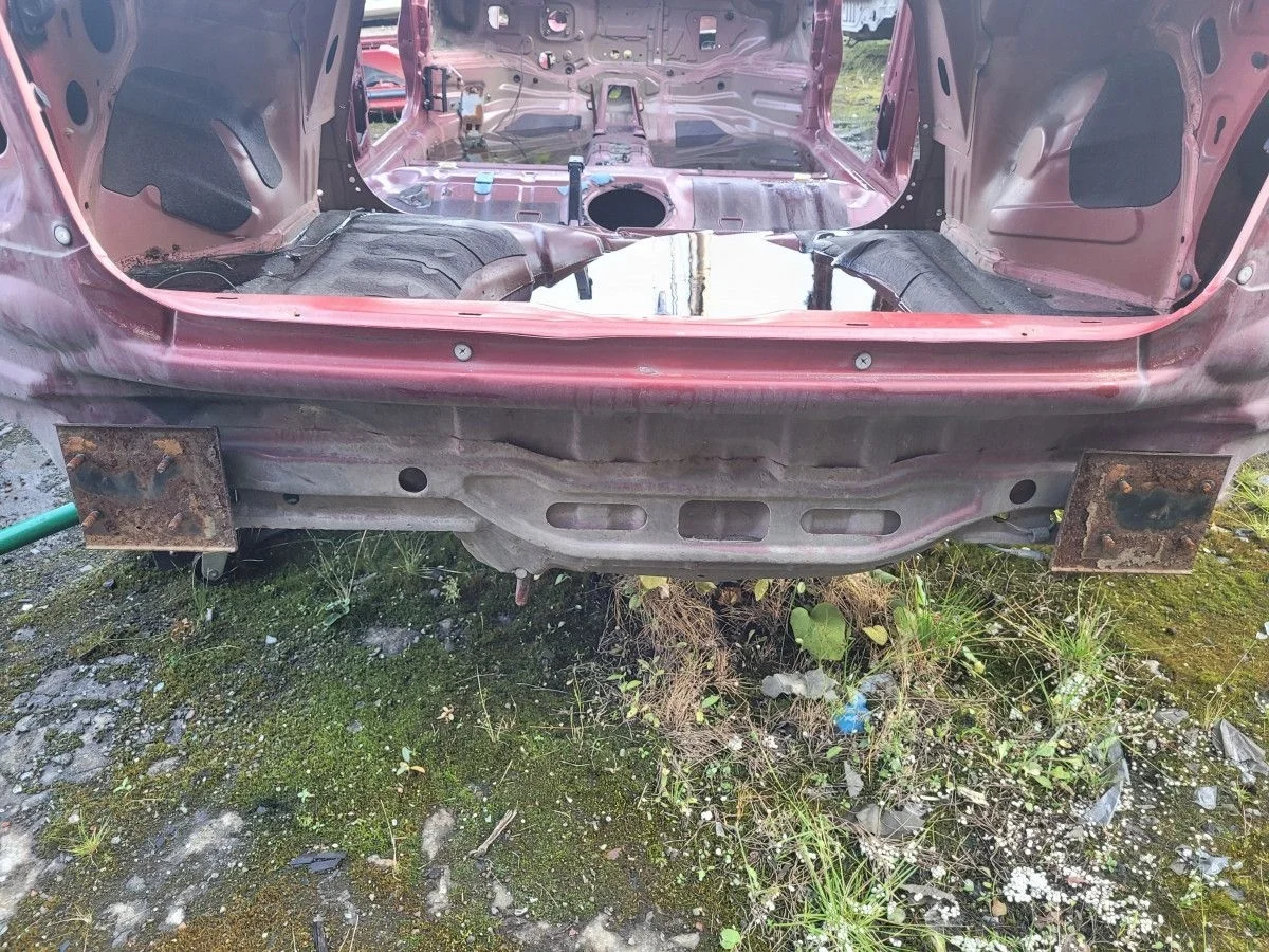 Задняя панель на Lacetti 2008 1.4 седан