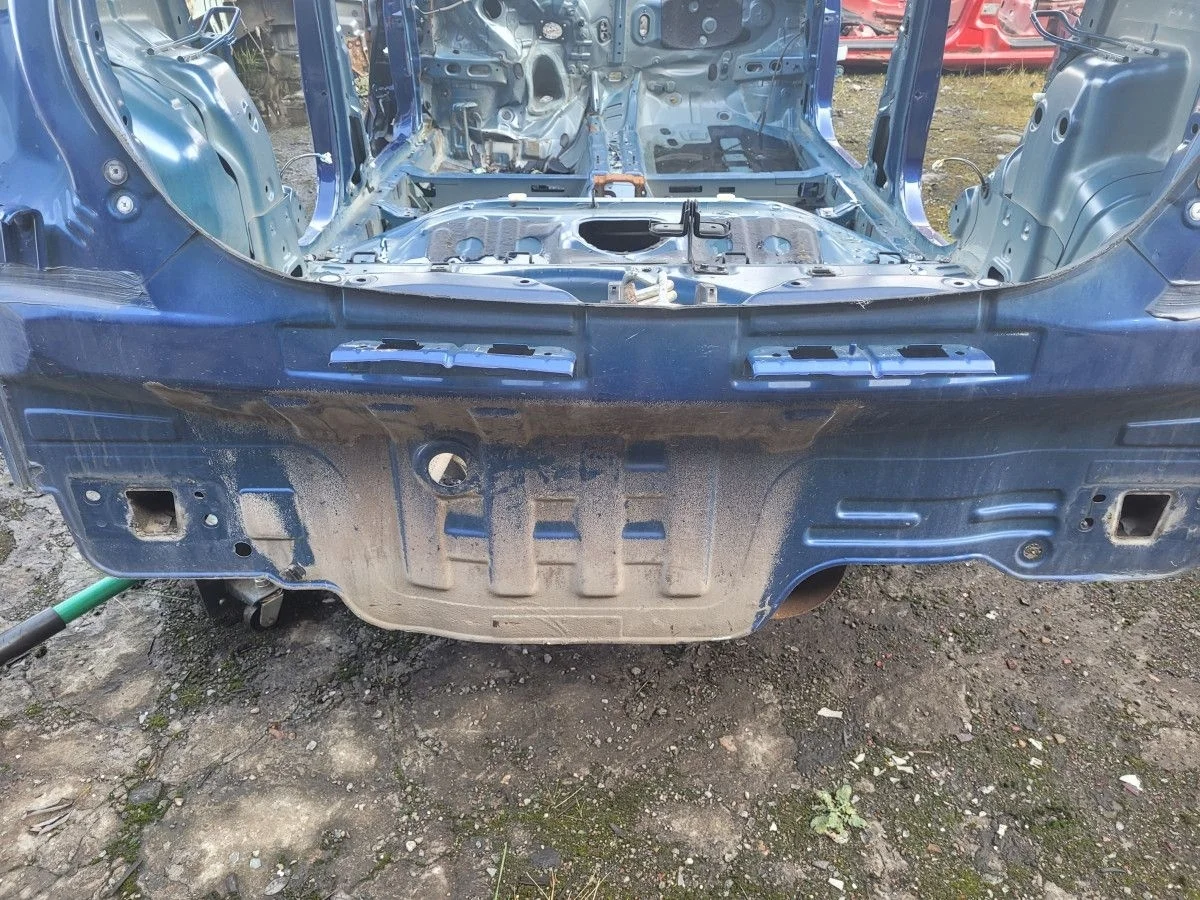 Панель задняя на Solaris 2014 1.4 хэтч