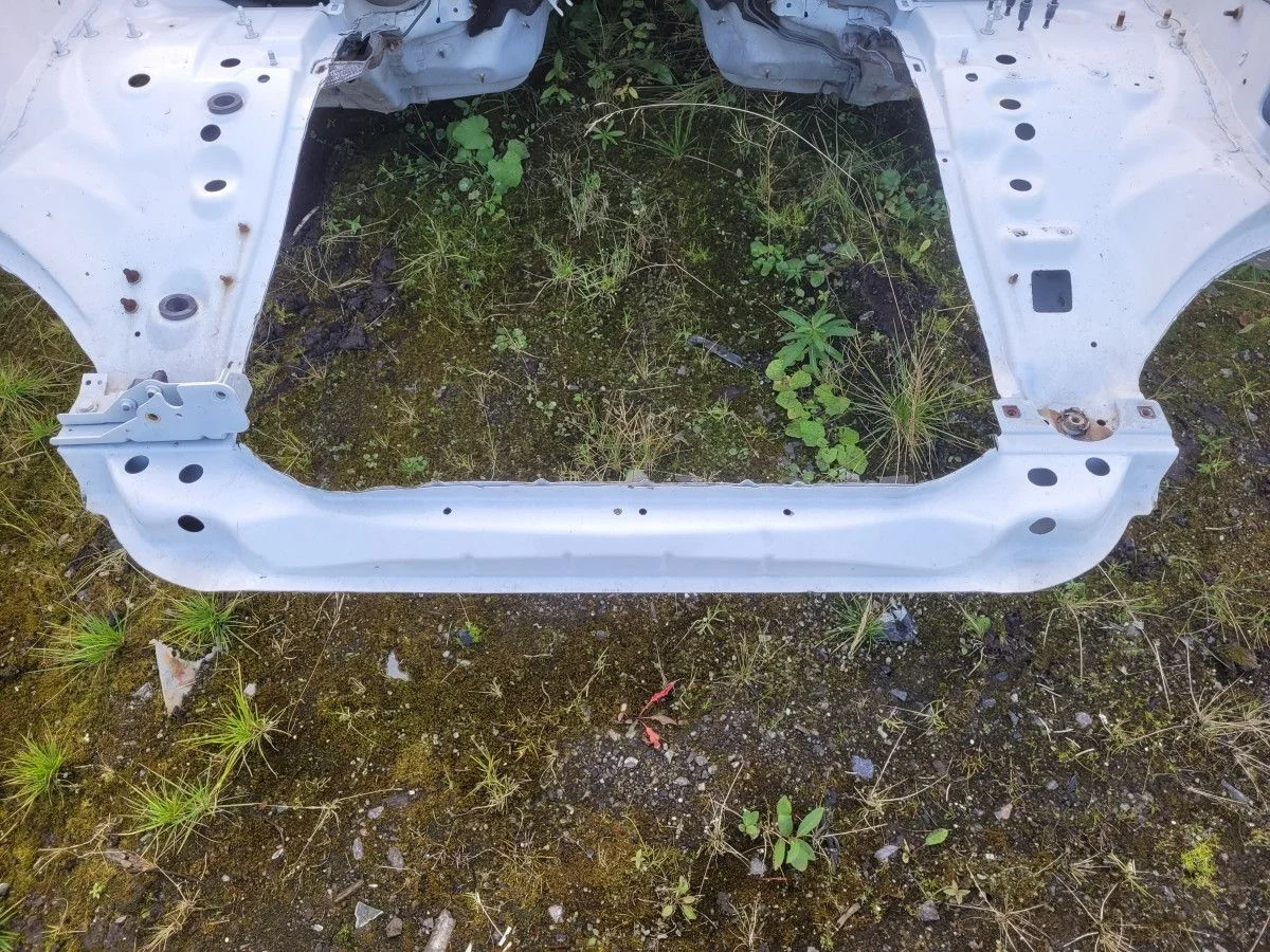 Рамка радиатора(передняя панель) RangeRover Vogue