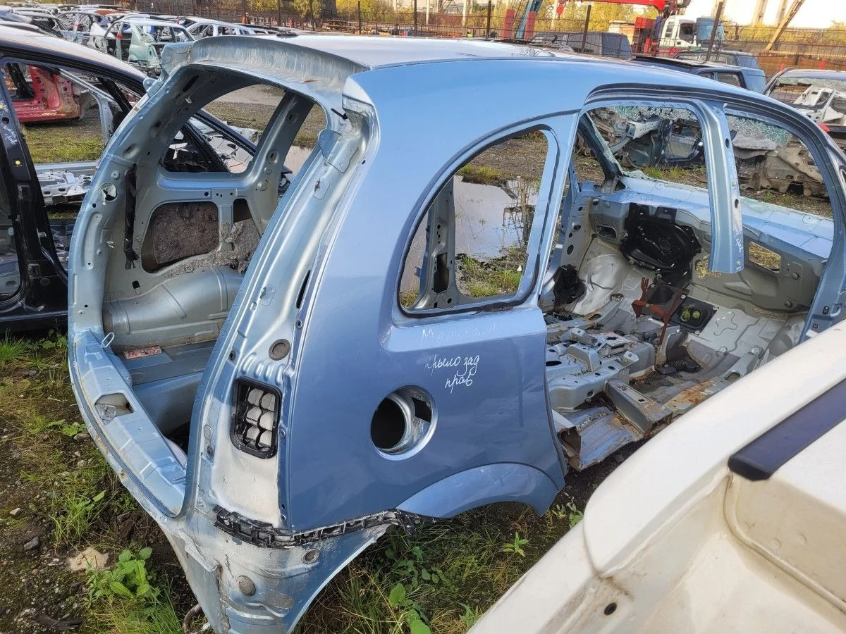 Крыло заднее правое на Opel Meriva A 1.6 2008