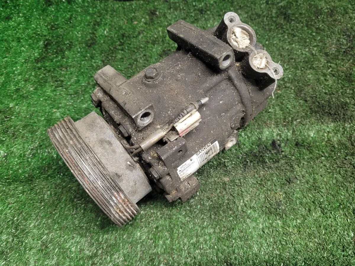 Компрессор кондиционера Лада Ларгус