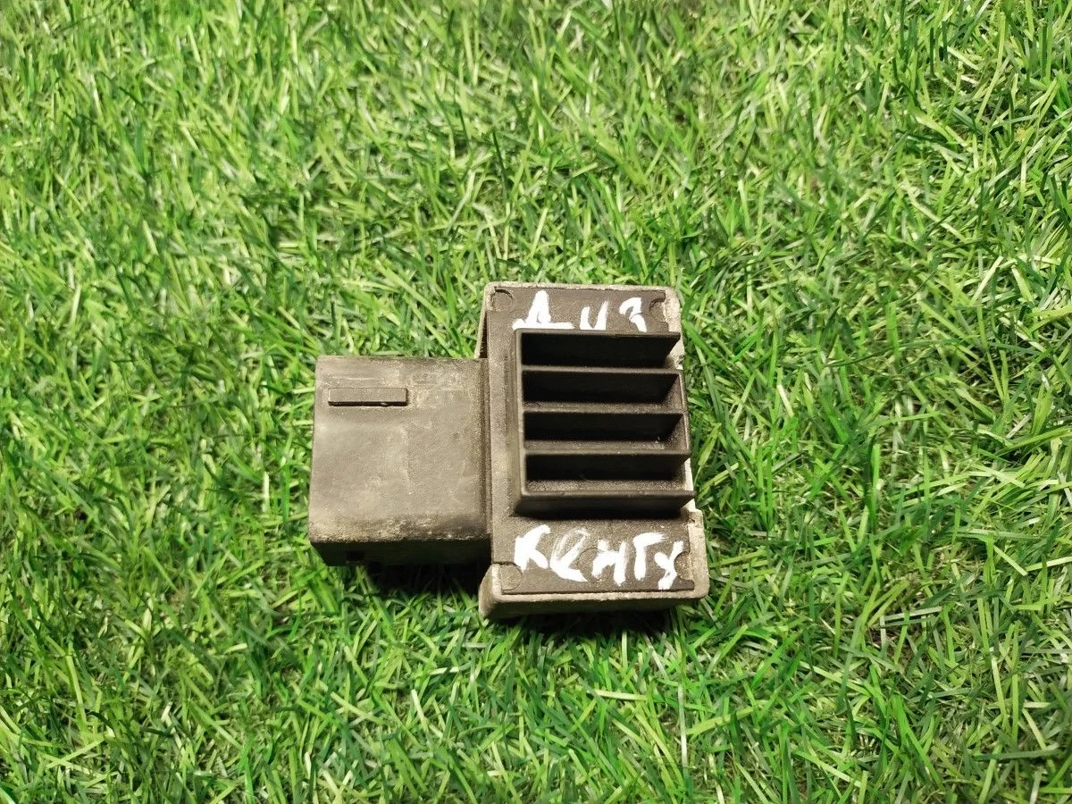 Реле накала Renault Kangoo