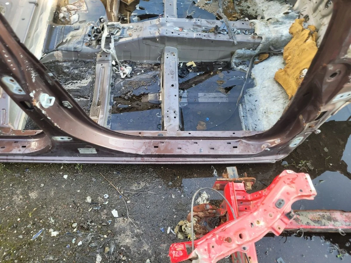 Порог правый со стойкой на Kia Ceed 2 JD