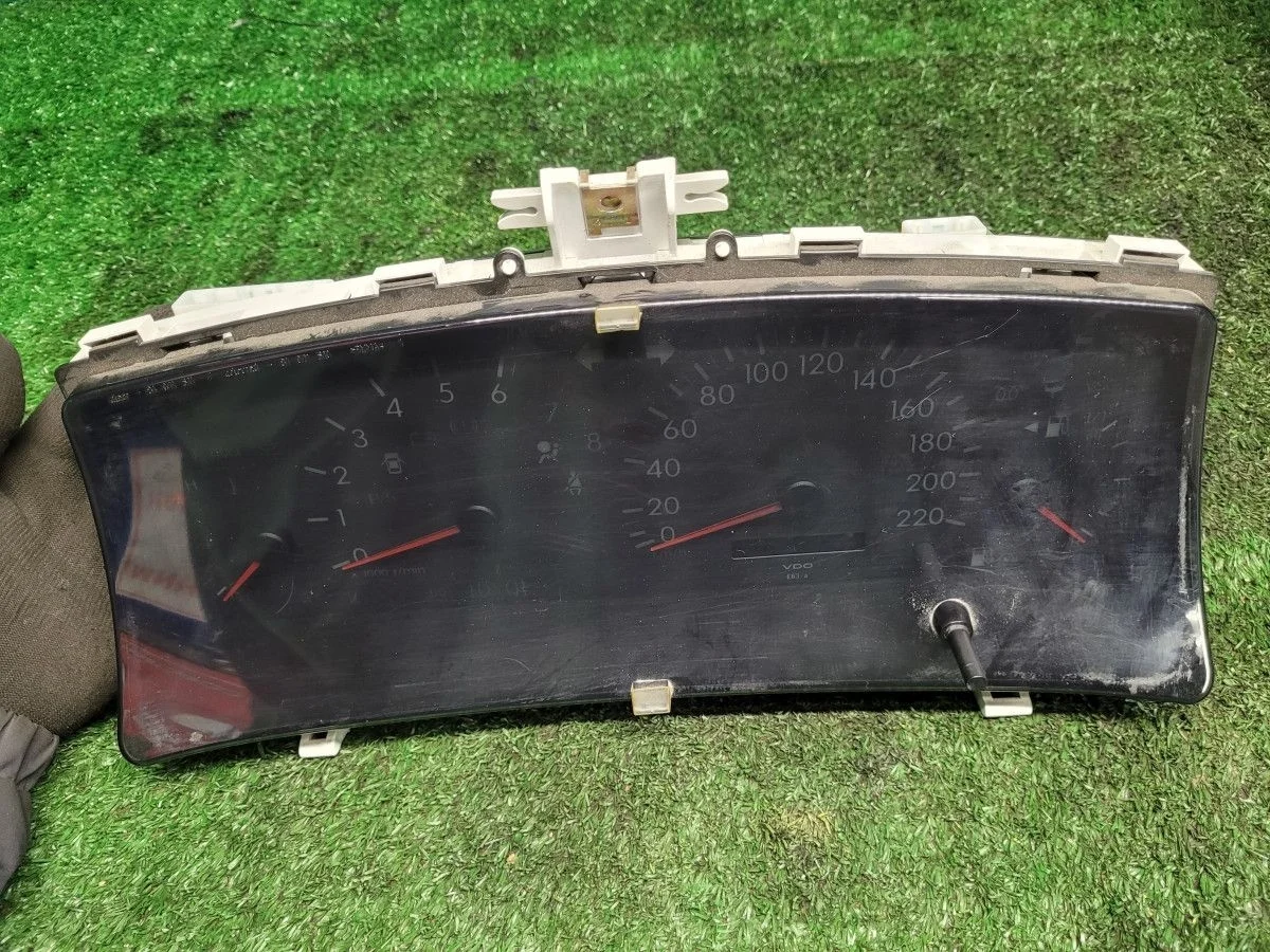 Панель приборов Toyota Corolla IX E120 АКПП 1.6