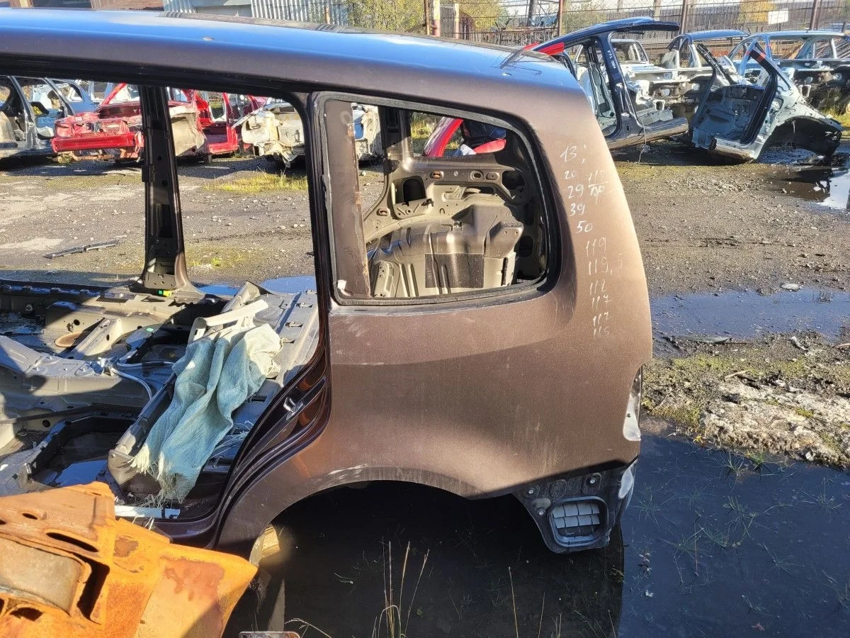 Крыло заднее левое на VW Touran 1 2011 1.2