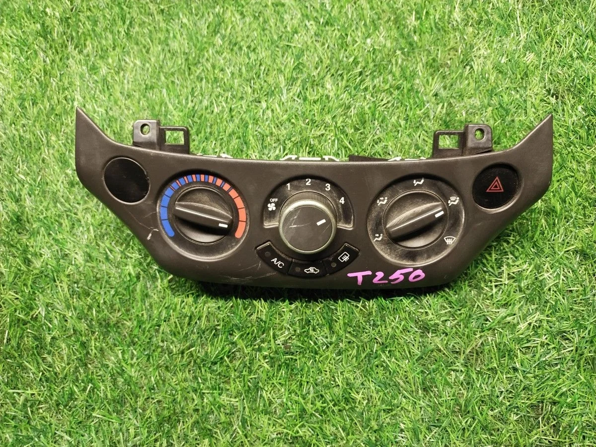 Блок управления климат-контролем Chevrolet Aveo