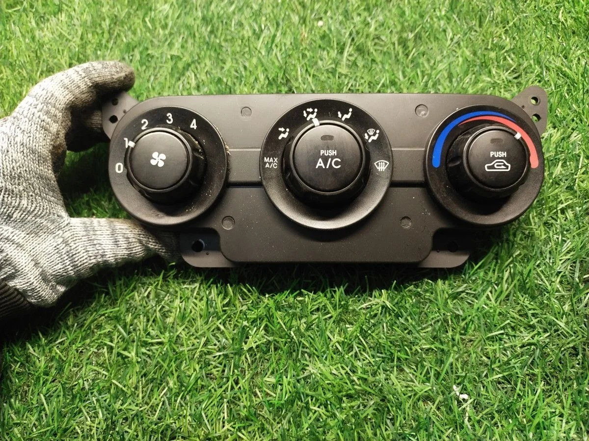 Блок управления печкой Kia Cerato