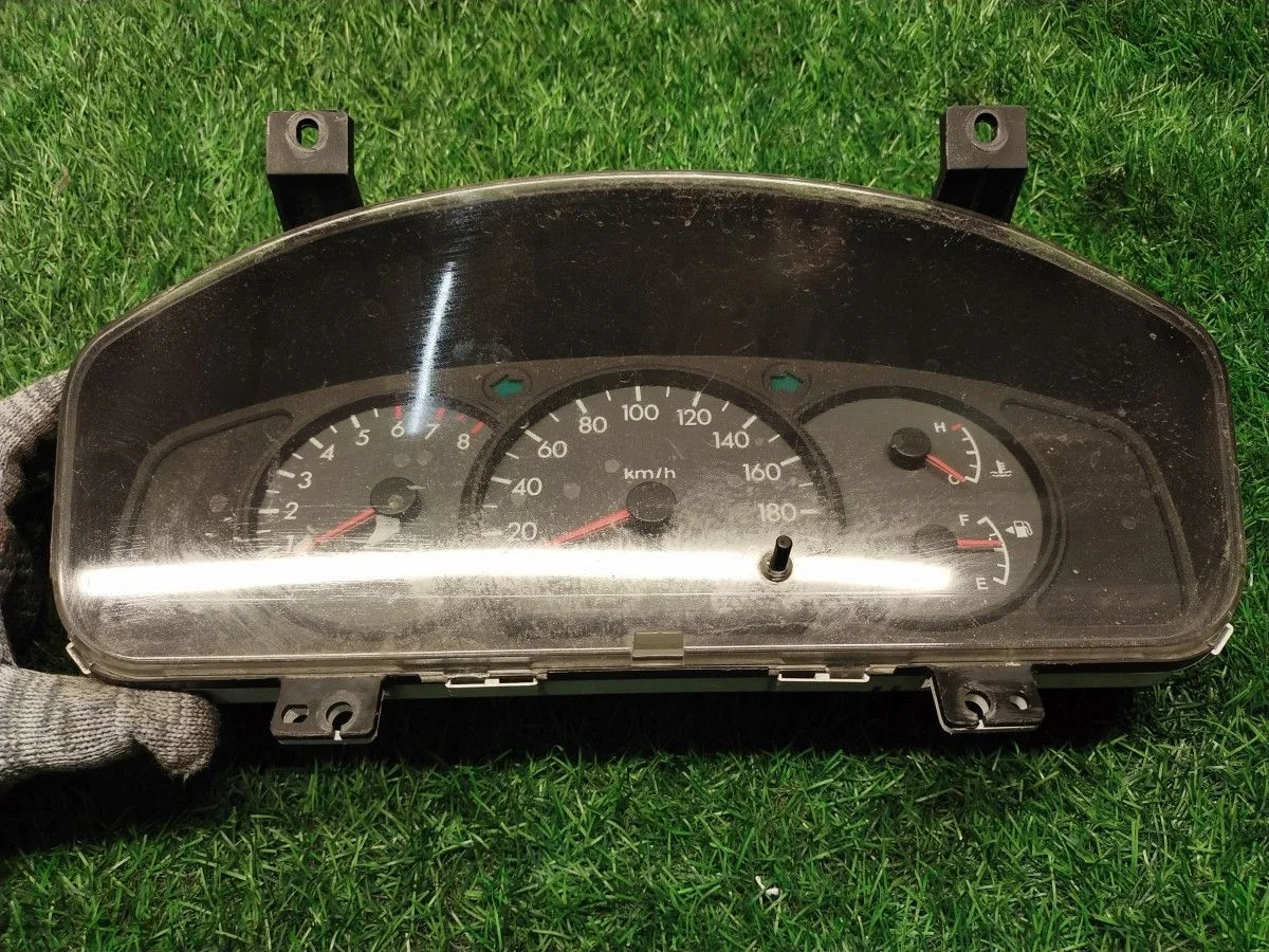 Панель приборов Kia Rio 1