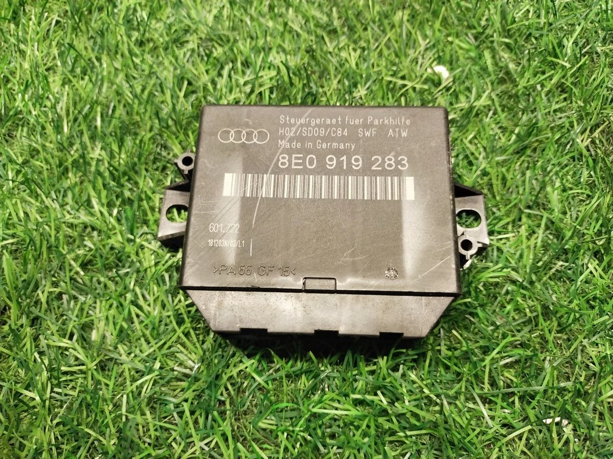 Блок управления парктроником Audi A6