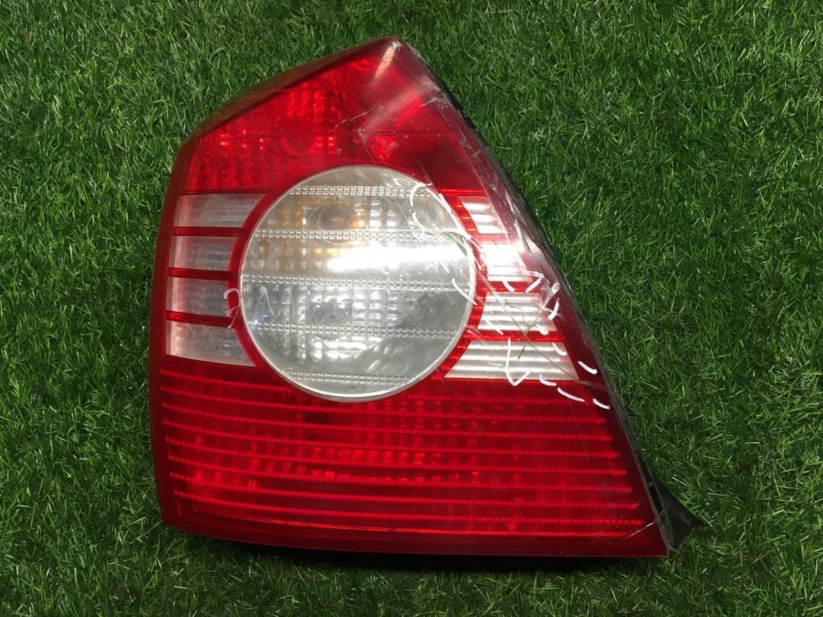 Фонарь задний Левый Hyundai Elantra XD