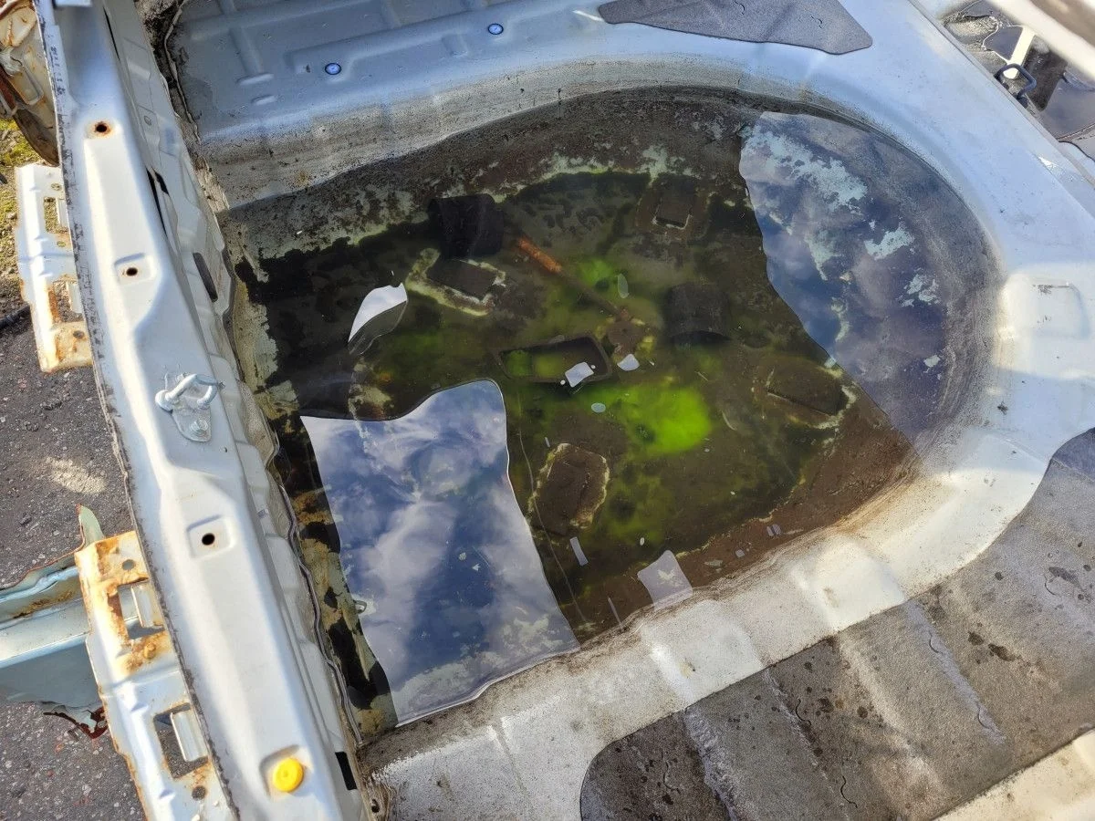 Ванна багажника на Solaris 2014