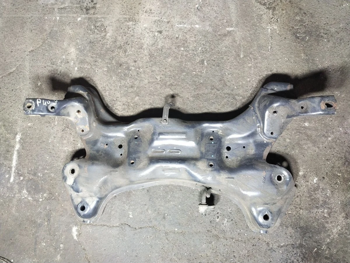 Подрамник Kia Rio 3