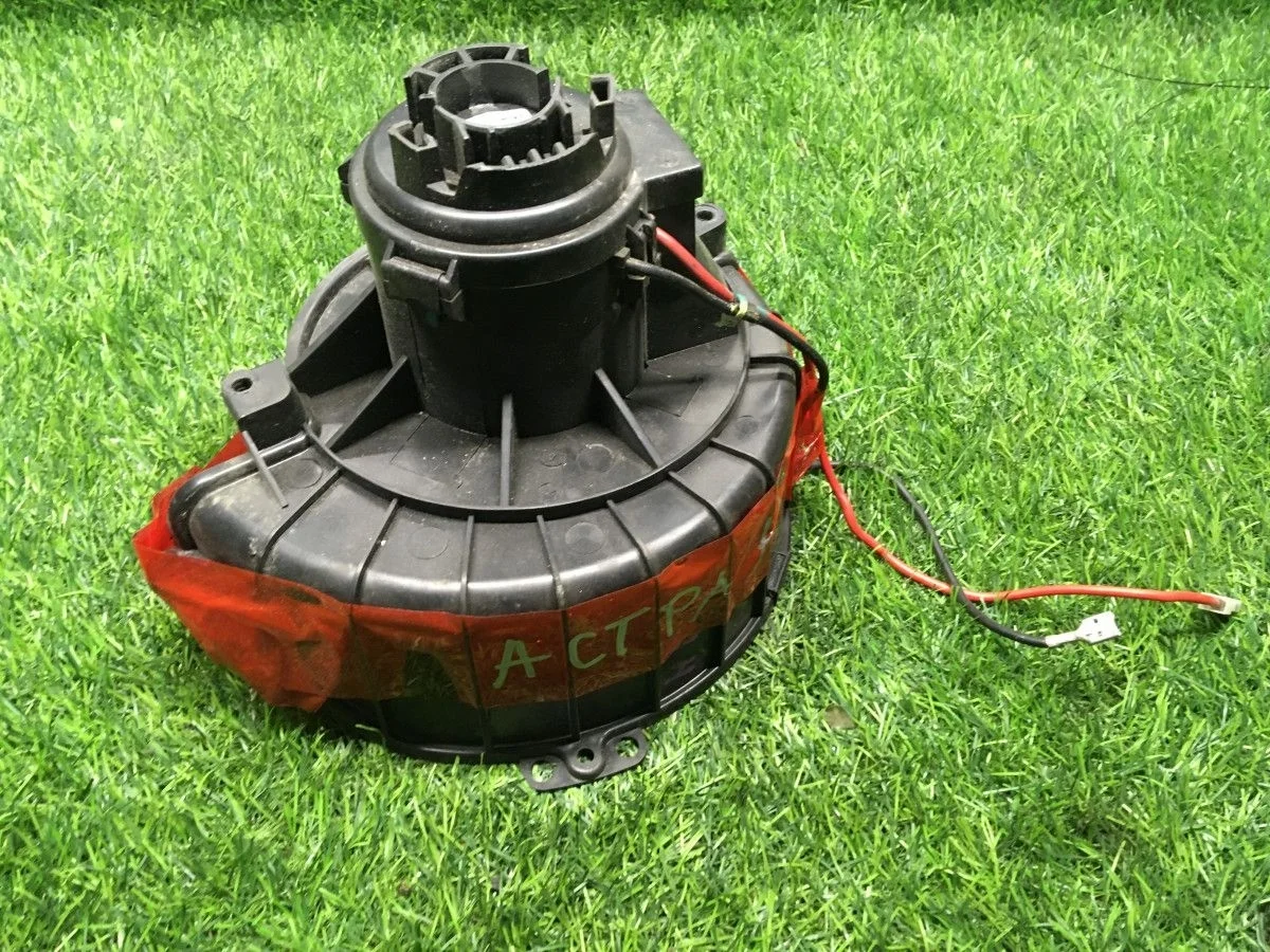 Opel Astra мотор отопителя