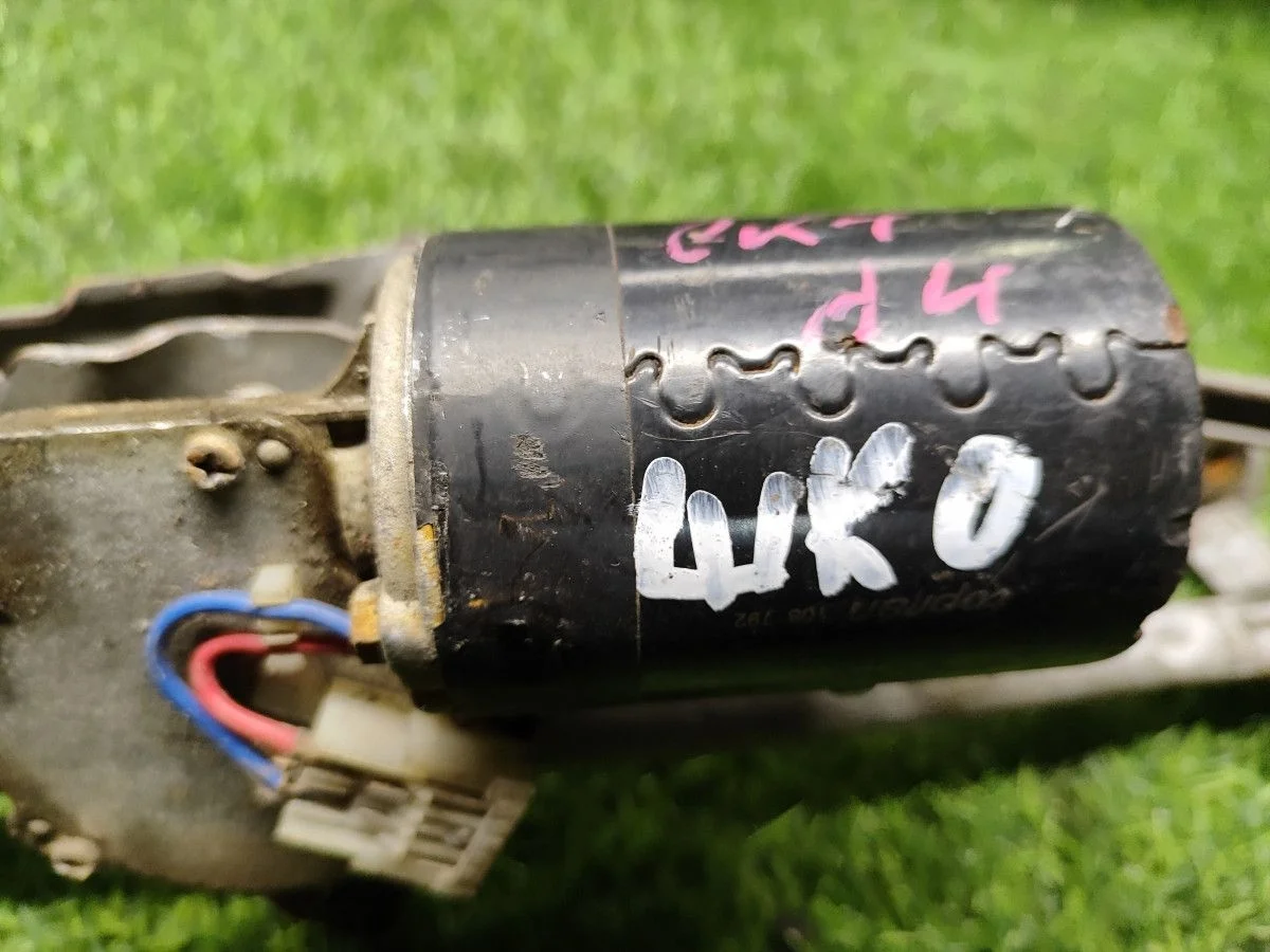 Мотор стеклоочистителя Skoda Octavia А4