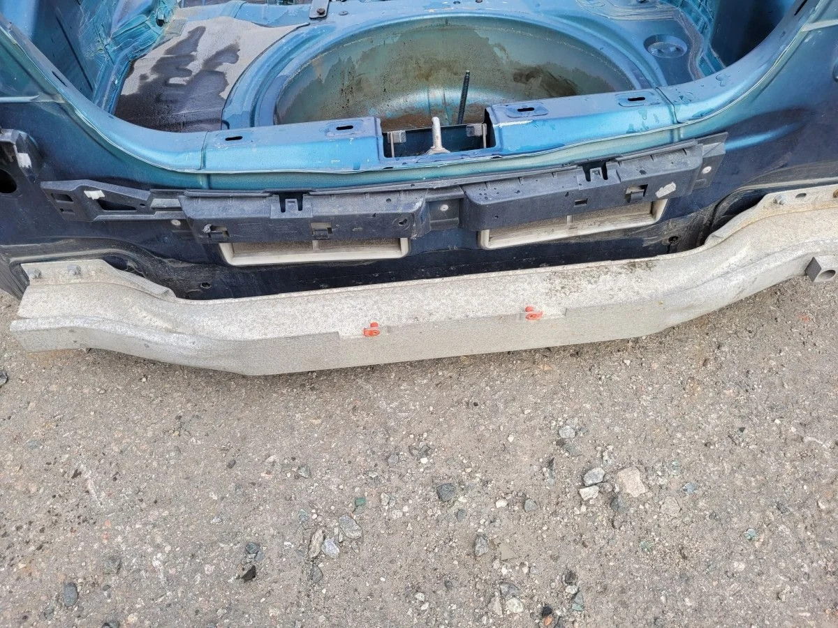 Усилитель заднего бампера на Opel Astra H