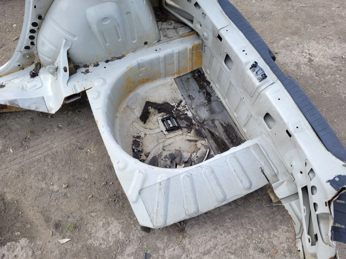 Ванна багажника на Peugeout 308