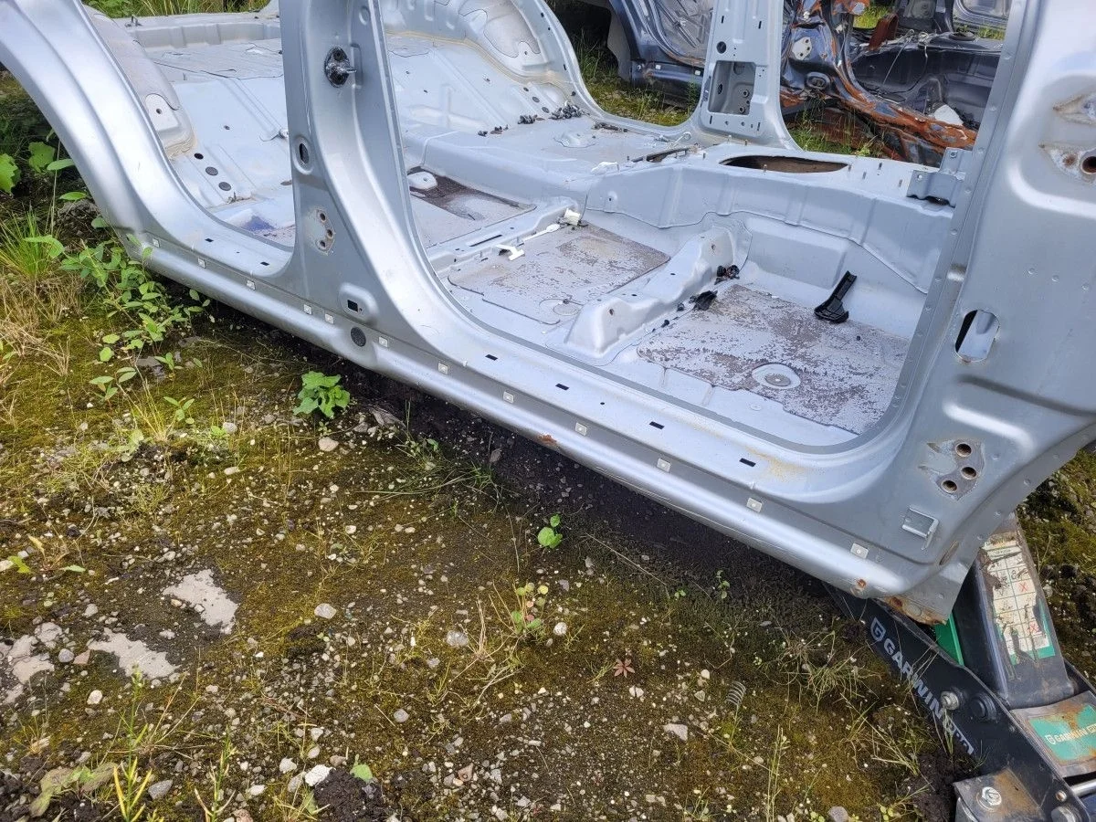 Порог правый на SsangYong Kyron рест 2010