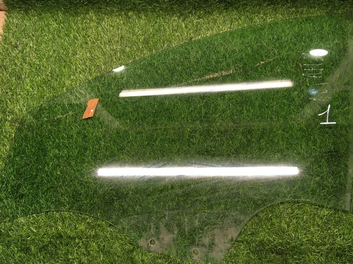 Стекло боковое двери Renault logan 2 Левое