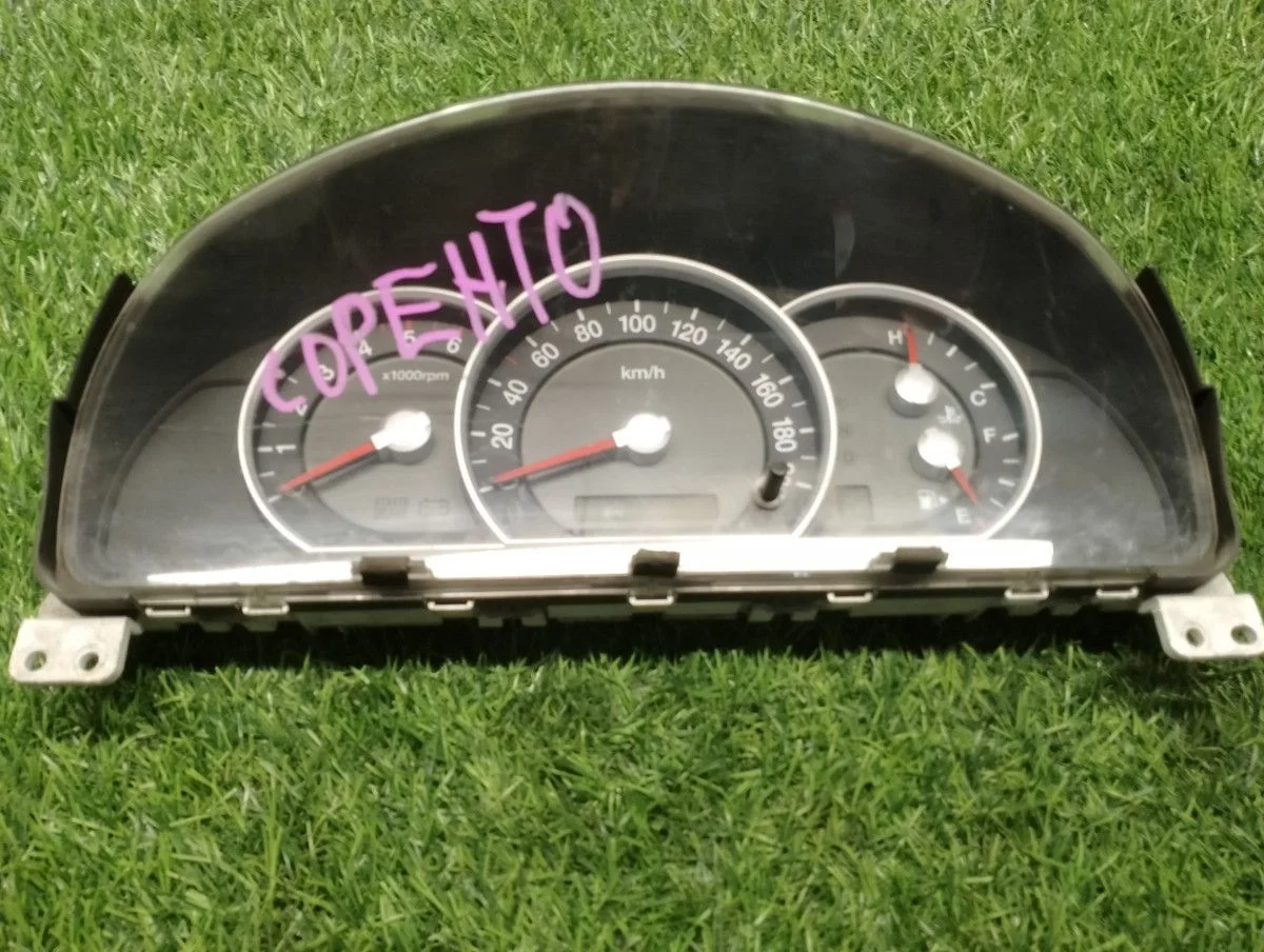 Приборная панель Kia Sorento