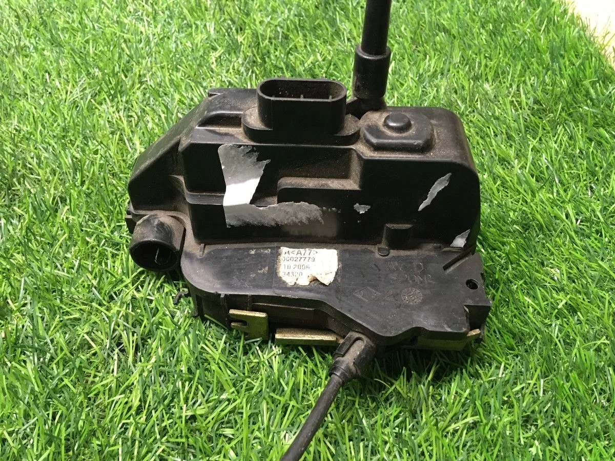 Замок передней правой двери Renault Megan 2