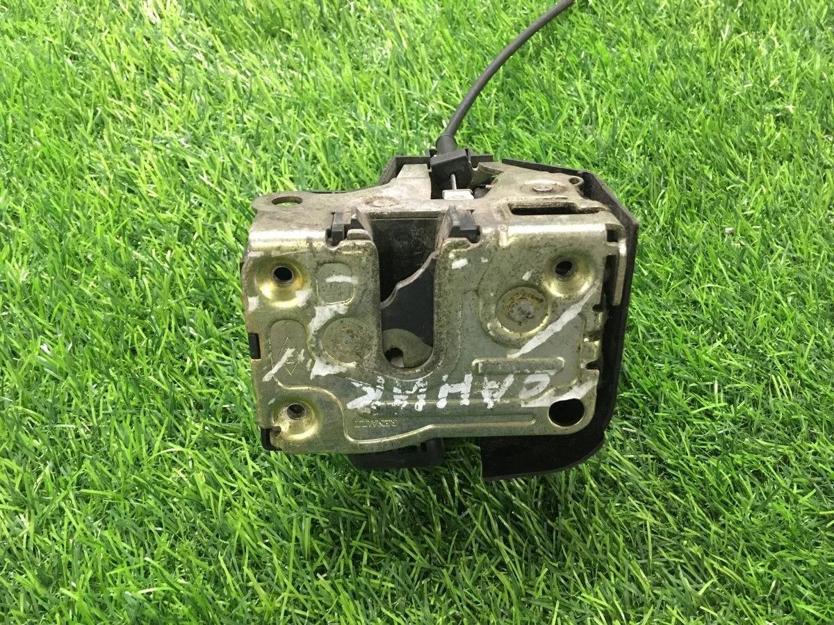 Замок двери передней правой Renault Scenic