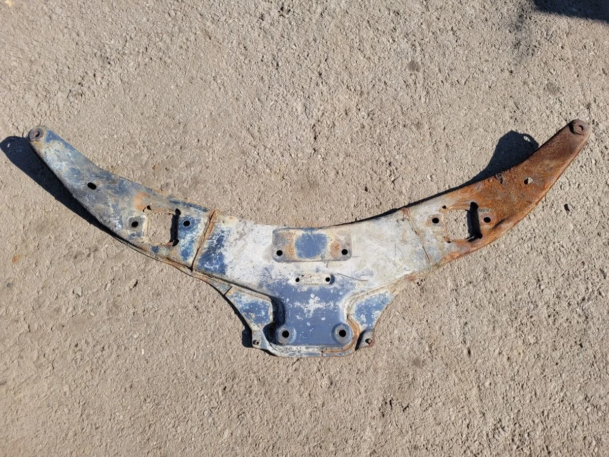 Балка поперечная на Infiniti FX35