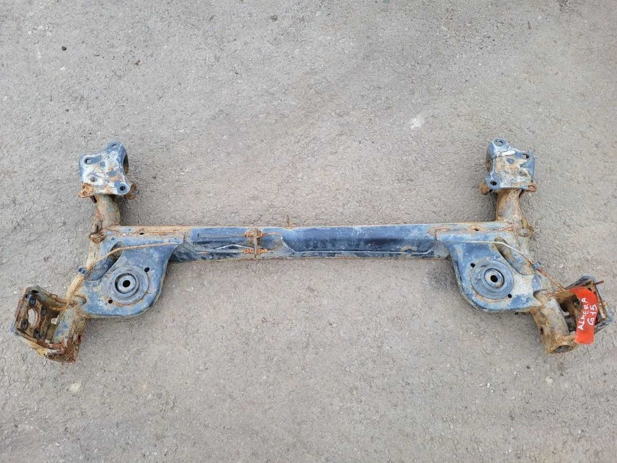 Балка задняя на Nissan Almera G15