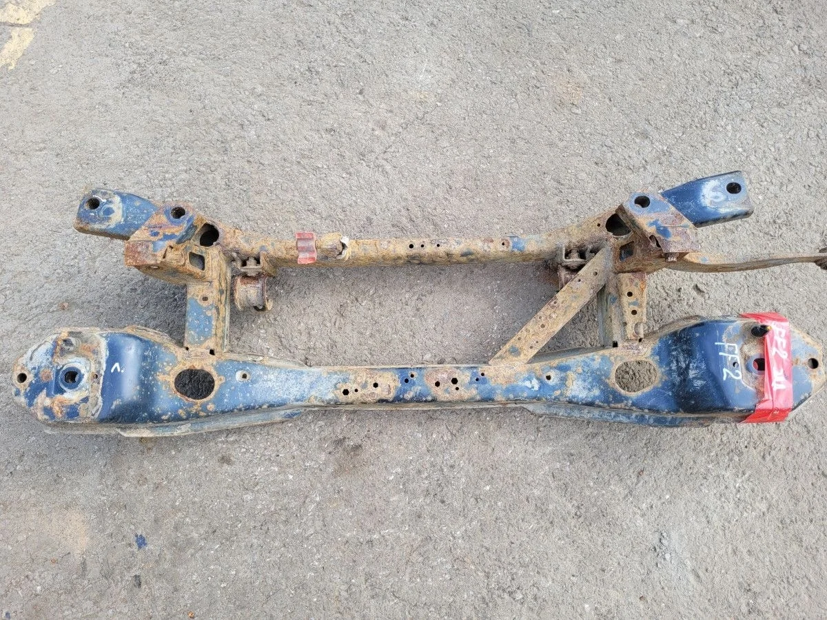 Подрамник задний на Ford Focus 2