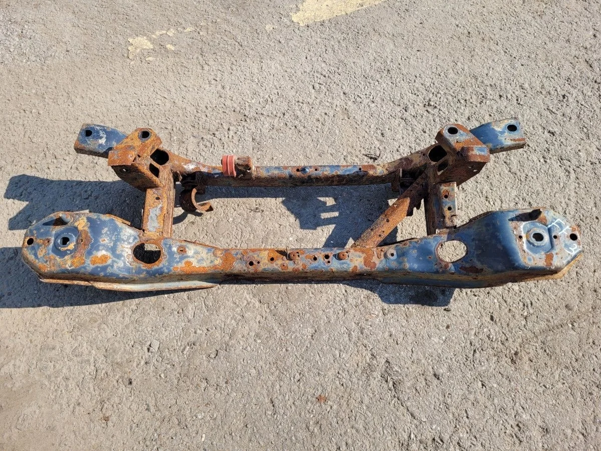 Подрамник задний на Ford Focus 2