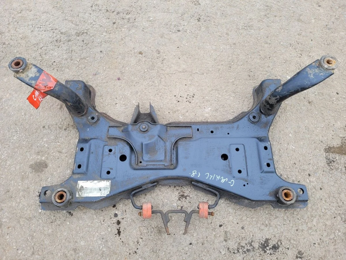 Подрамник передний на Ford C-MAX 1