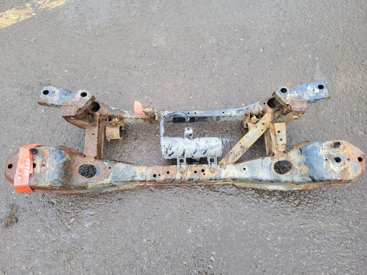 Подрамник задний на Ford Focus 2