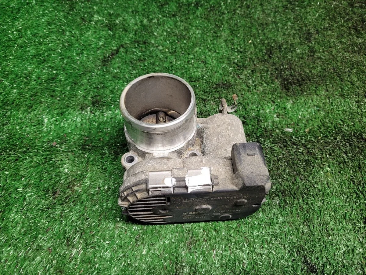 Дроссельная заслонка Ford Focus 2 1.4