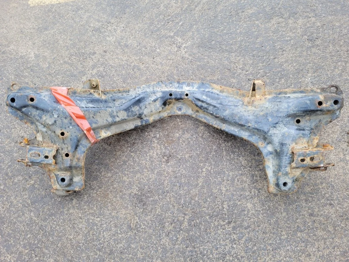 Подрамник задний на Honda CR-V 3