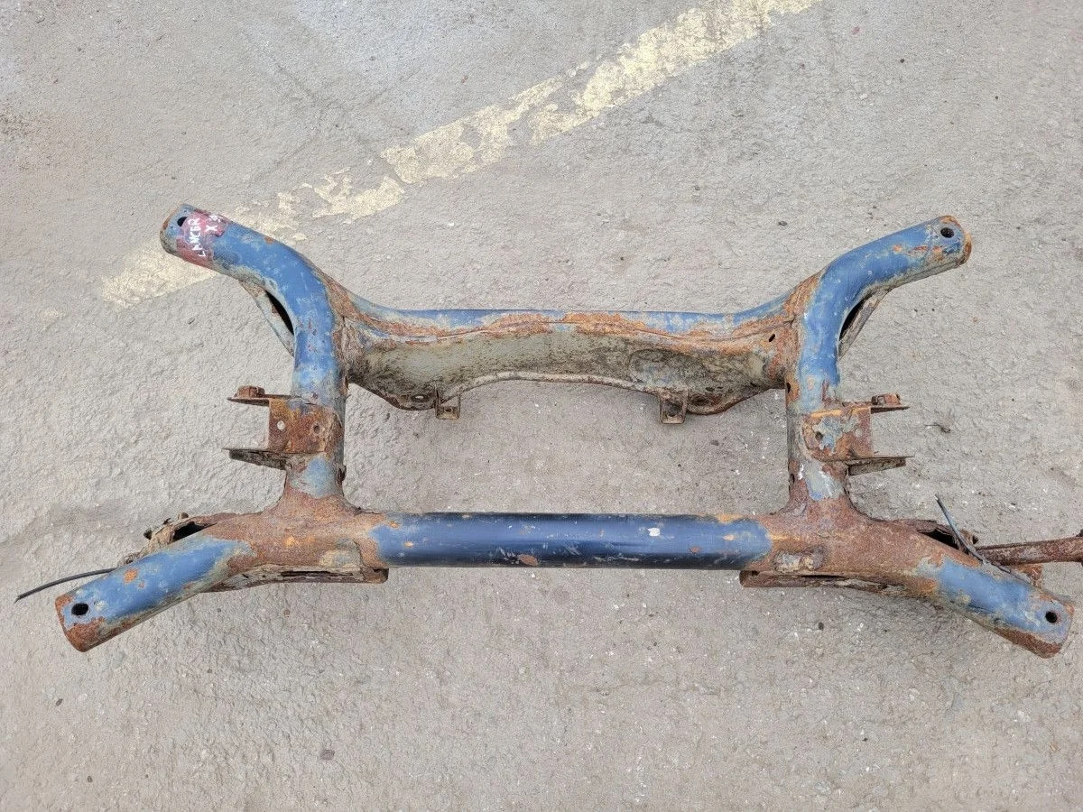 Подрамник задний на Mitsubishi Lancer 10