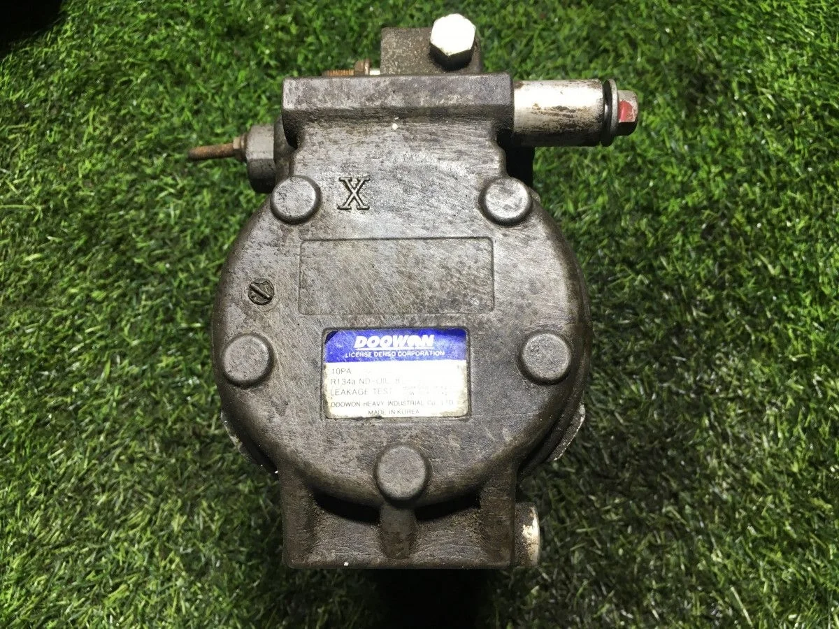 Компрессор кондиционера Kia Sorento