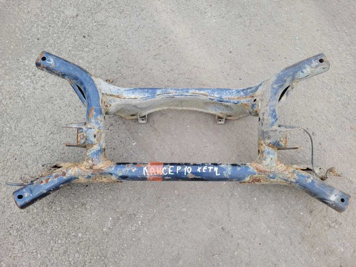 Подрамник задний на Mitsubishi Lancer 10