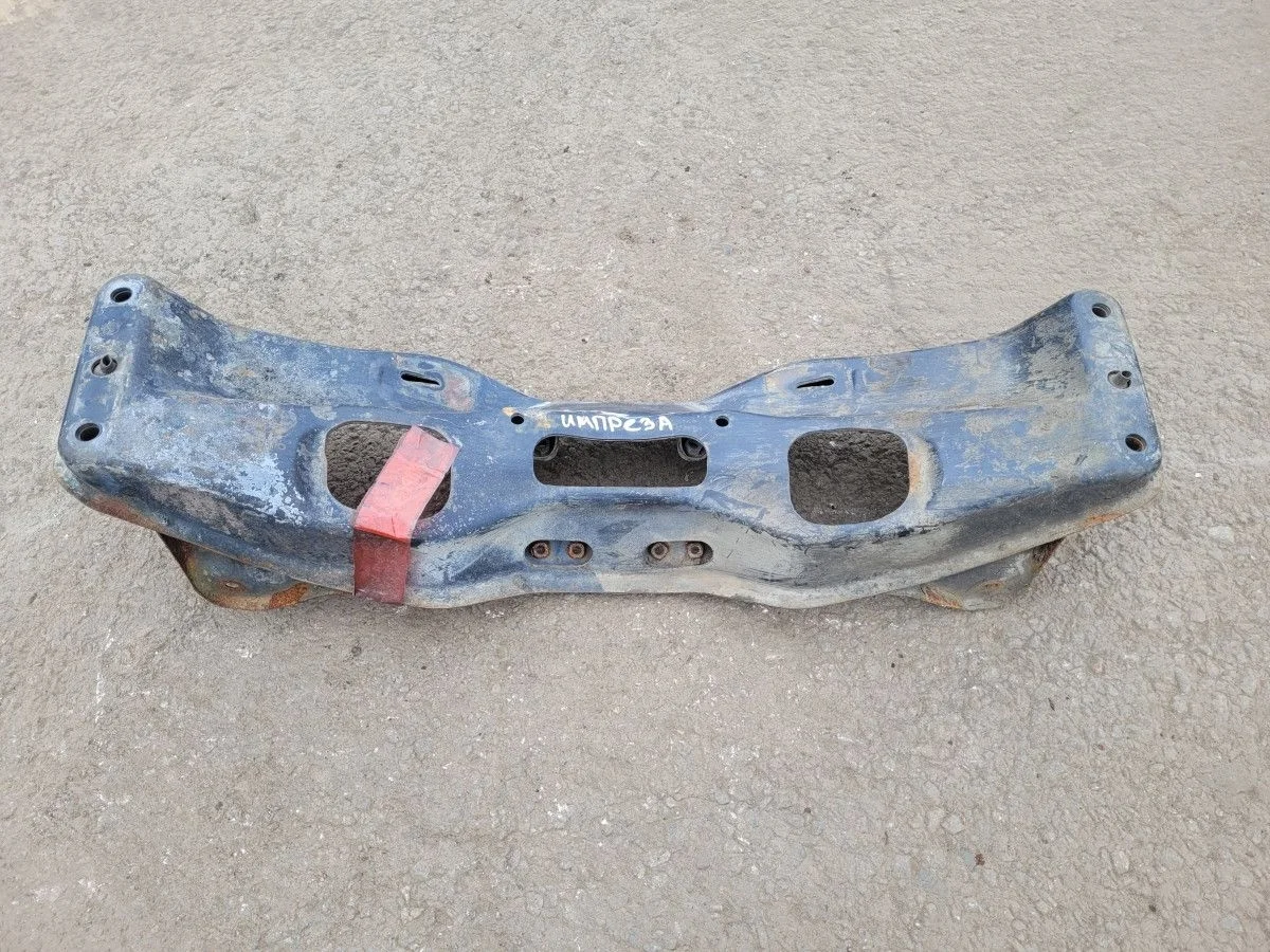 Подрамник передний на Subaru Impreza GH