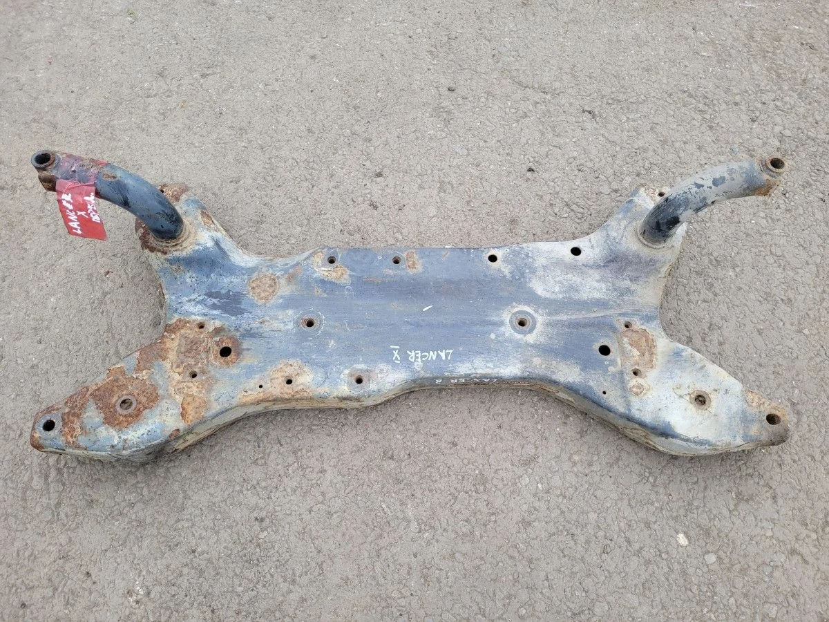Подрамник передний на Mitsubishi Lancer 10