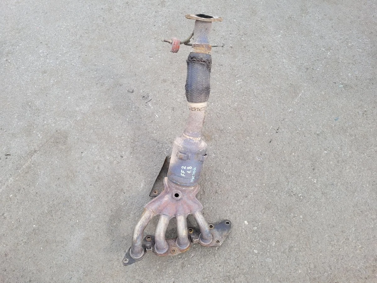 Коллектор выпускной на Ford Focus 2 1.8