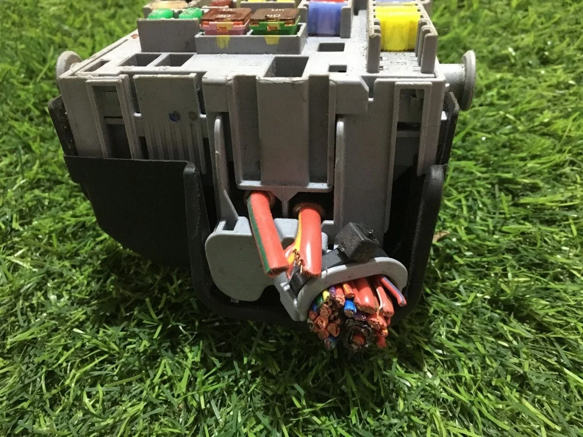 Блок предохранителей Chevrolet Cruze