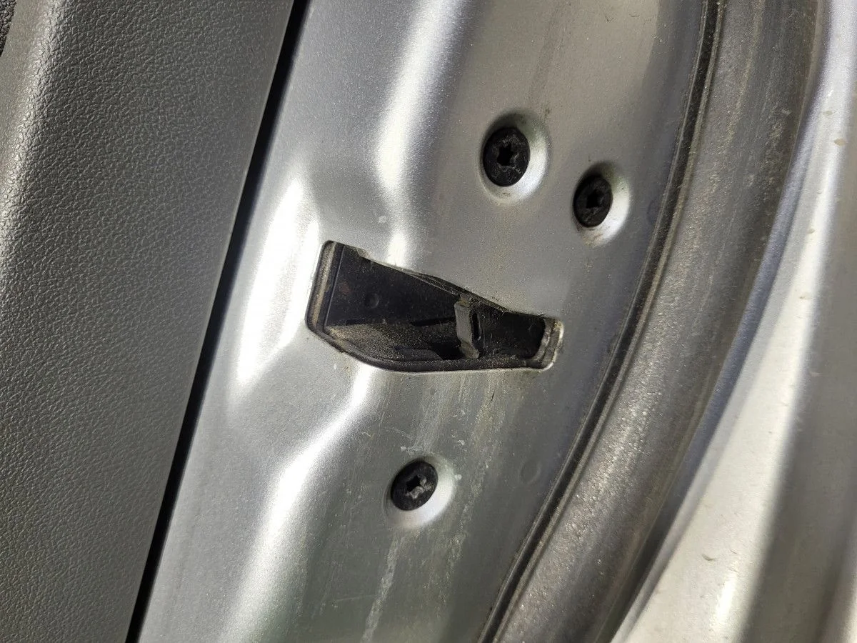 Замок двери передней правой Focus 2 рестайлинг